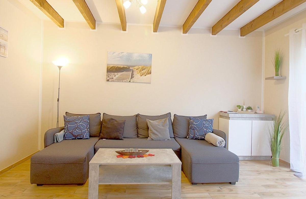 Ferienhaus Lanah Wurster Nordseekuste ภายนอก รูปภาพ